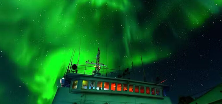 Northern Lights Viewing from Your Cruise Ship: How to See the Aurora Borealis in Iceland